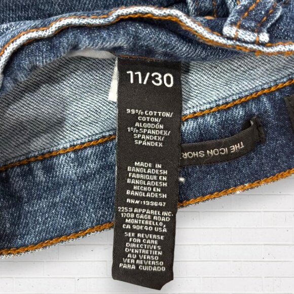 KENDALL & KYLIE The Icon Distressed Frayed Stretch Denim Jean Shorts Size 11/30 - Picture 4 of 6